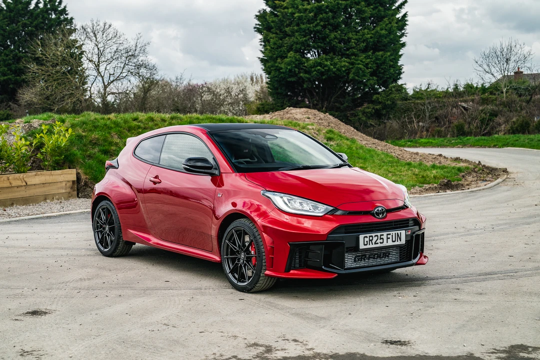 2025 Toyota Yaris - Image 3 of 31