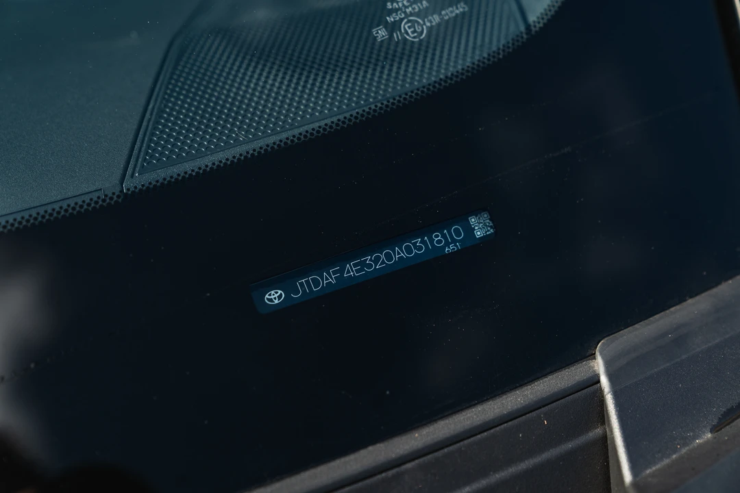 2025 Toyota Yaris - Image 24 of 31