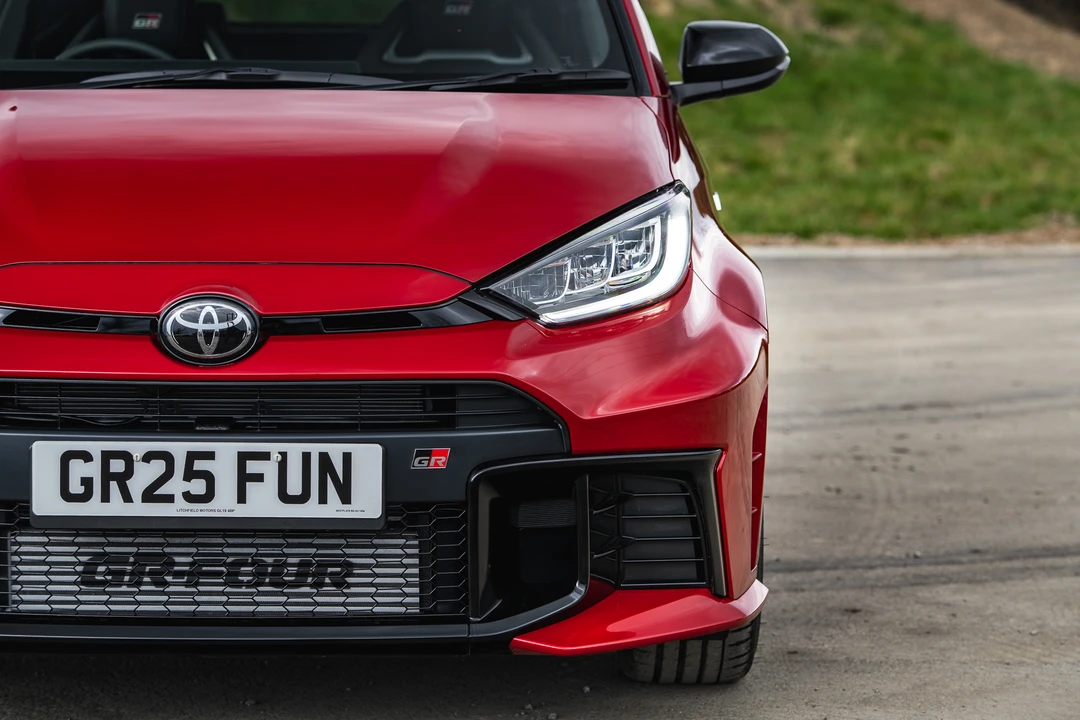 2025 Toyota Yaris - Image 31 of 31