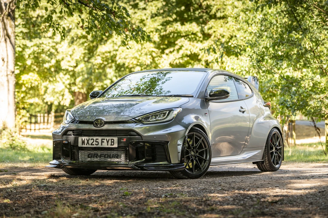 2025 Toyota Yaris - Image 11 of 31