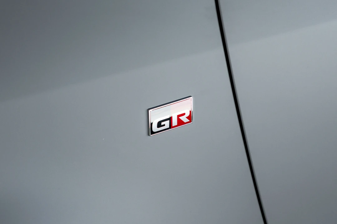 2025 Toyota Yaris - Image 11 of 31