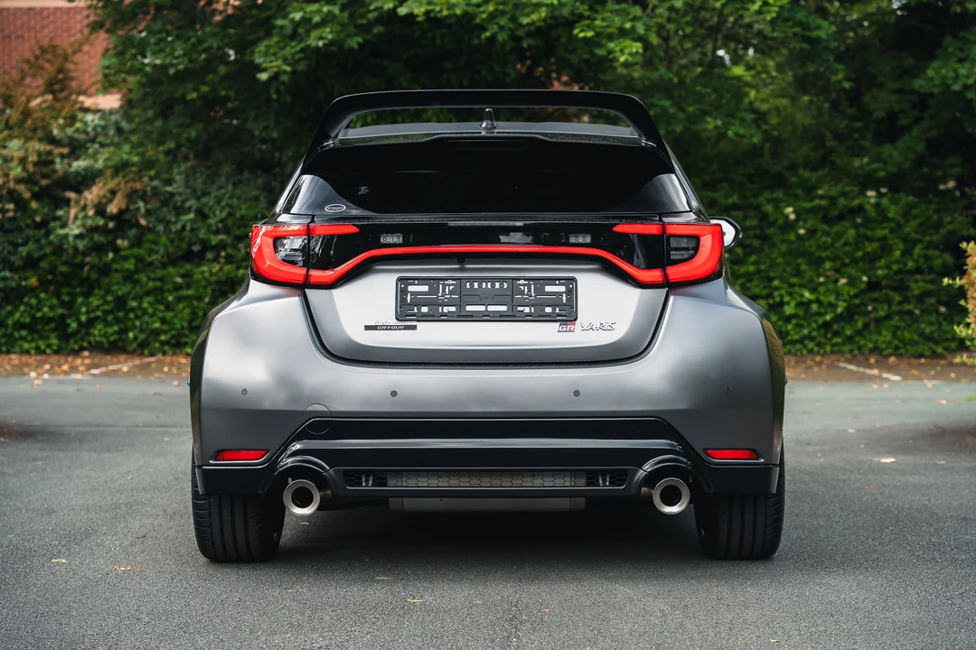 2025 Toyota Yaris - Image 6 of 31