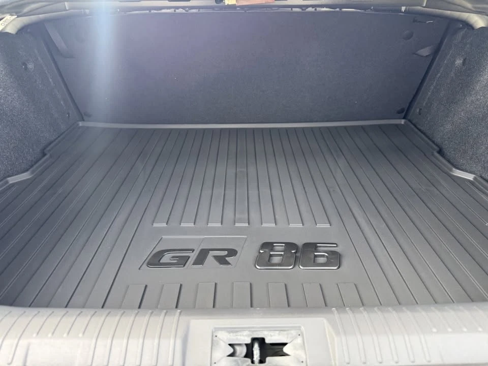 2025 Toyota GR86 2nd Gen - Image 16 of 19