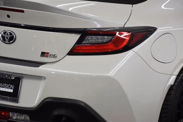 2025 Toyota GR86 2nd Gen - Image 9 of 12