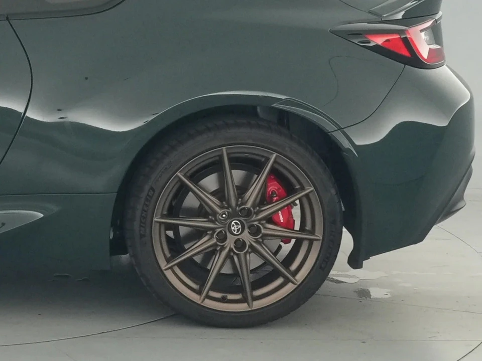2025 Toyota GR86 2nd Gen - Image 12 of 31