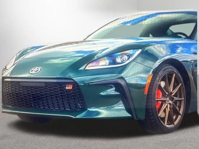2025 Toyota GR86 2nd Gen - Image 18 of 31
