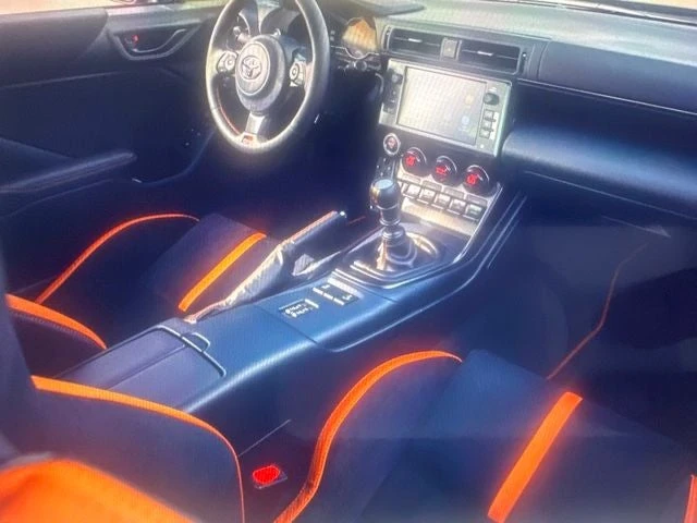 2025 Toyota GR86 2nd Gen - Image 26 of 31