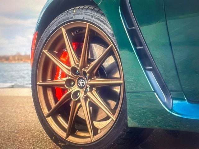 2025 Toyota GR86 2nd Gen - Image 5 of 31