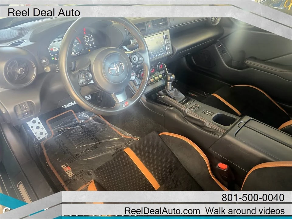 2025 Toyota GR86 2nd Gen - Image 9 of 20