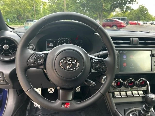 2025 Toyota GR86 2nd Gen - Image 13 of 19