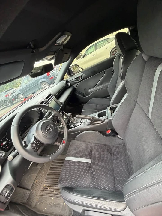 2025 Toyota GR86 2nd Gen - Image 6 of 15
