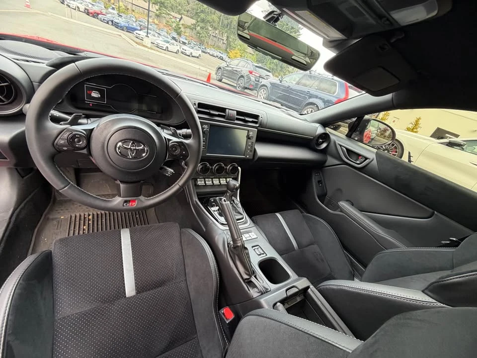 2025 Toyota GR86 2nd Gen - Image 7 of 15