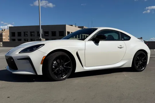2025 Toyota GR86 Premium