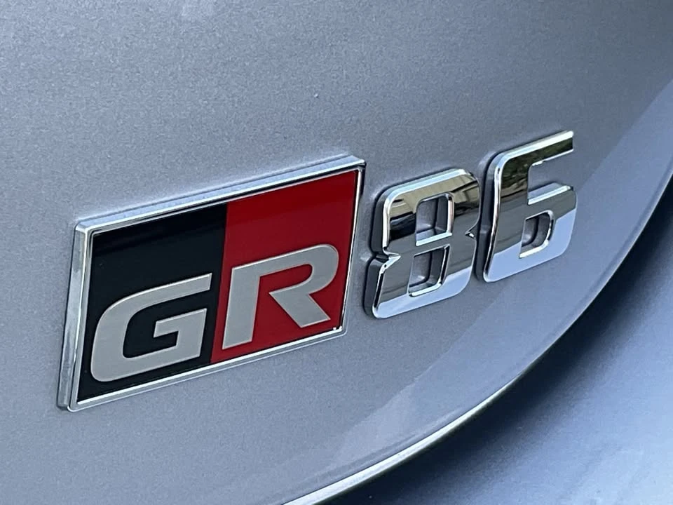 2025 Toyota GR86 2nd Gen - Image 7 of 19