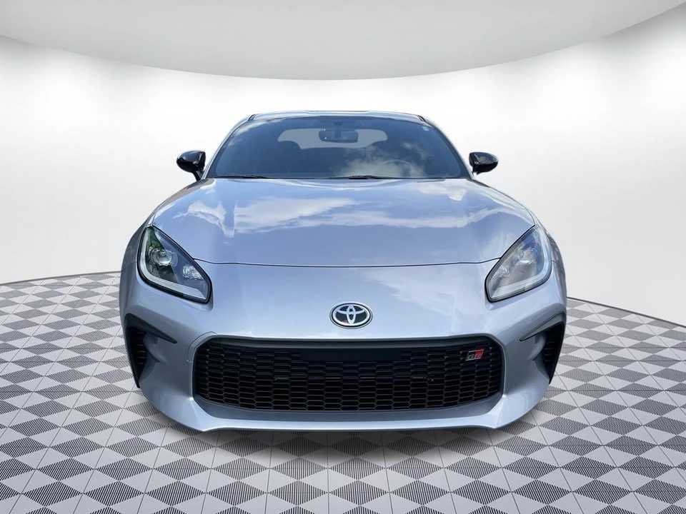 2025 Toyota GR86 2nd Gen - Image 5 of 19