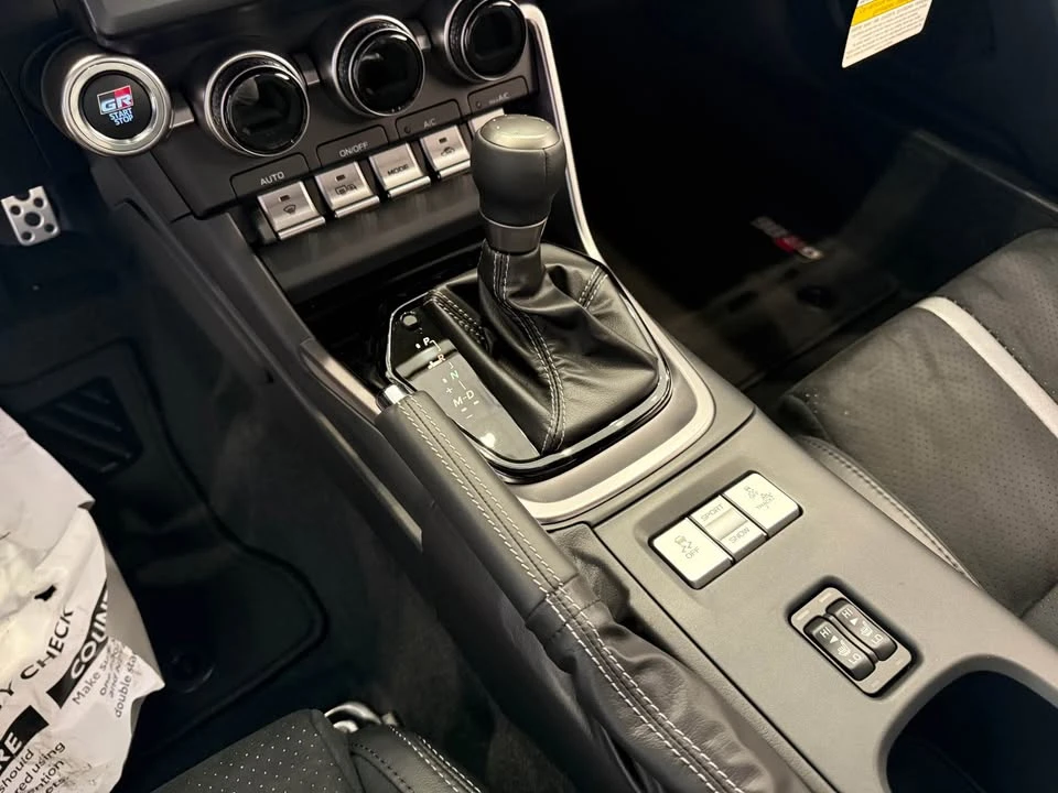 2025 Toyota GR86 2nd Gen - Image 10 of 12