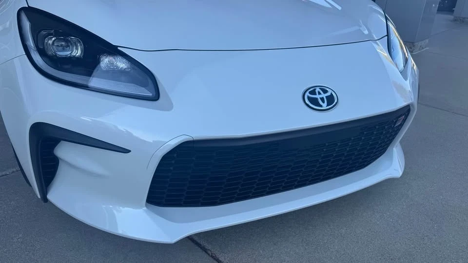 2025 Toyota GR86 2nd Gen - Image 4 of 9