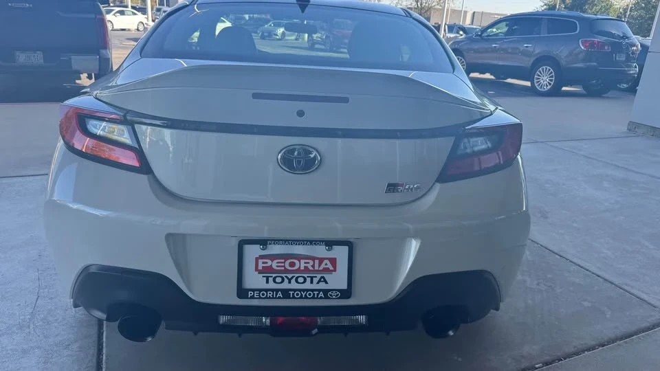 2025 Toyota GR86 2nd Gen - Image 8 of 9