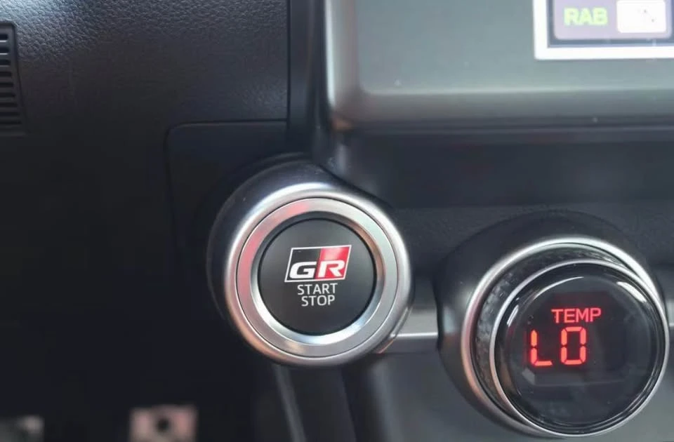 2025 Toyota GR86 2nd Gen - Image 16 of 16