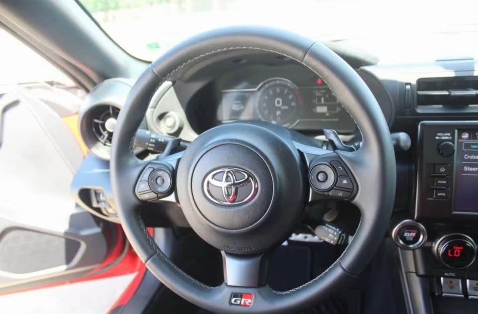 2025 Toyota GR86 2nd Gen - Image 9 of 16