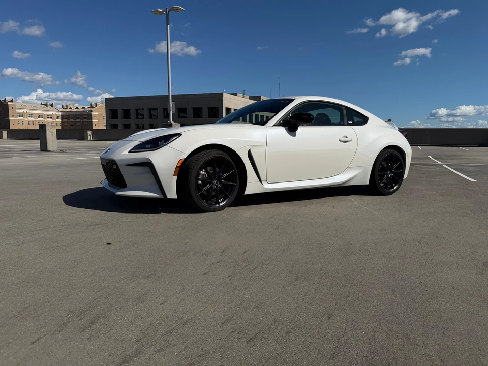 2025 Toyota GR86 2nd Gen - Image 8 of 31