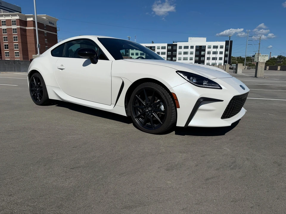 2025 Toyota GR86 2nd Gen - Image 13 of 31