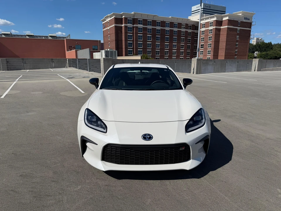 2025 Toyota GR86 2nd Gen - Image 6 of 31