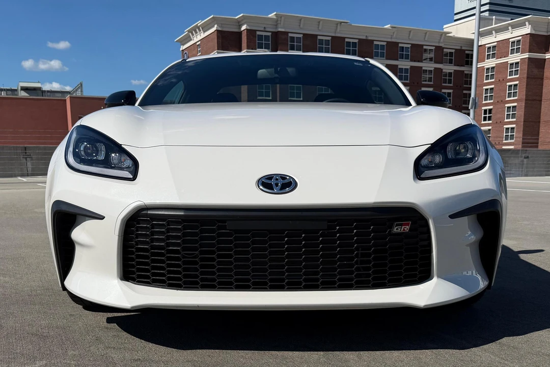 2025 Toyota GR86 2nd Gen - Image 2 of 31