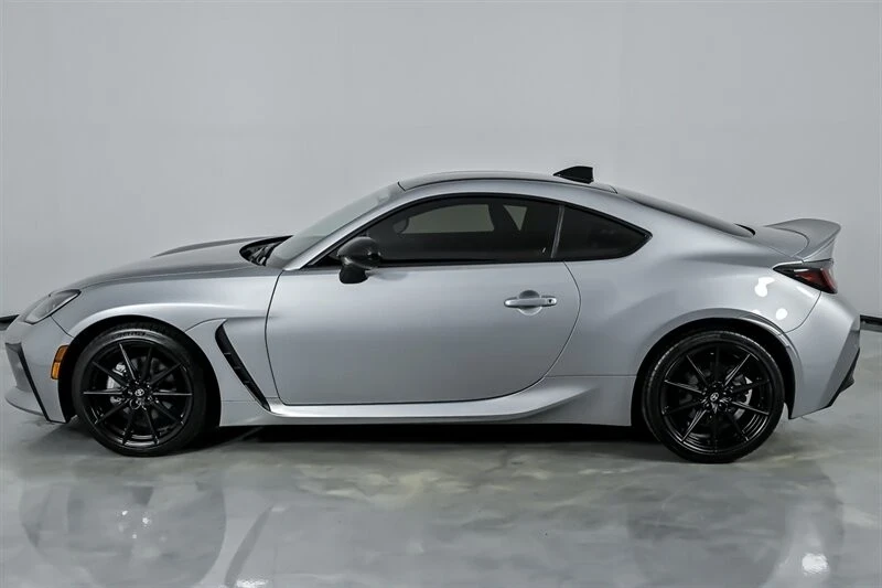 2025 Toyota GR86 2nd Gen - Image 8 of 12