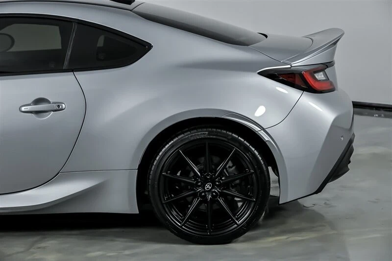 2025 Toyota GR86 2nd Gen - Image 9 of 12