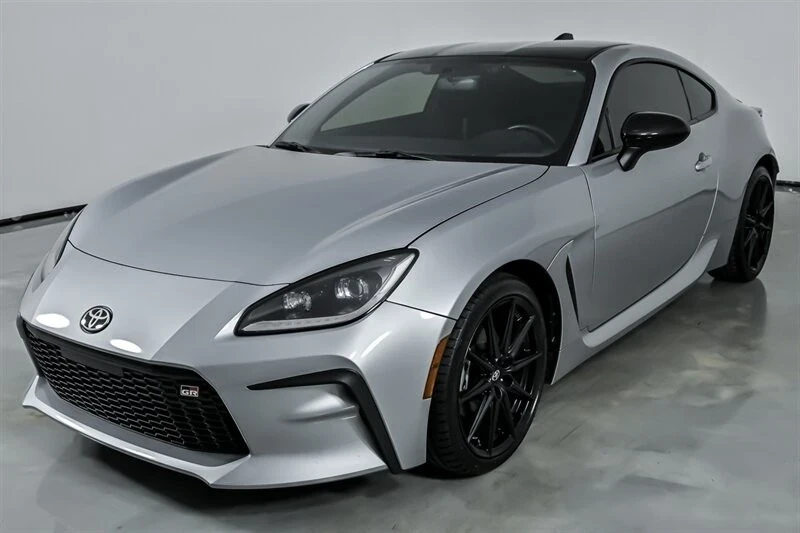 2025 Toyota GR86 2nd Gen - Image 6 of 12