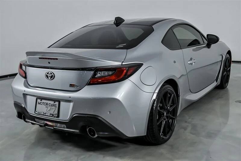 2025 Toyota GR86 2nd Gen - Image 12 of 12