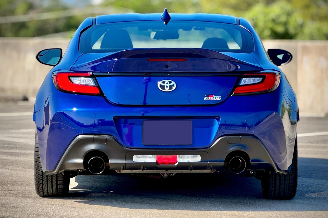 2025 Toyota GR86 2nd Gen - Image 5 of 31