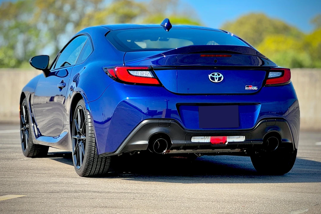 2025 Toyota GR86 2nd Gen - Image 4 of 31