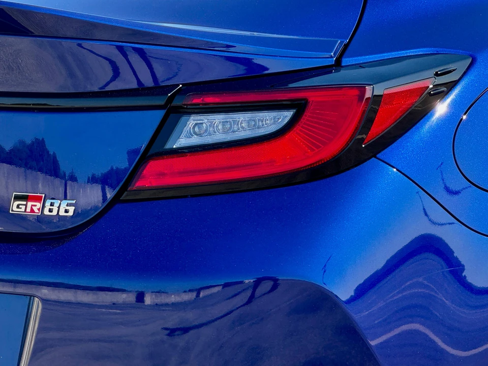 2025 Toyota GR86 2nd Gen - Image 25 of 31