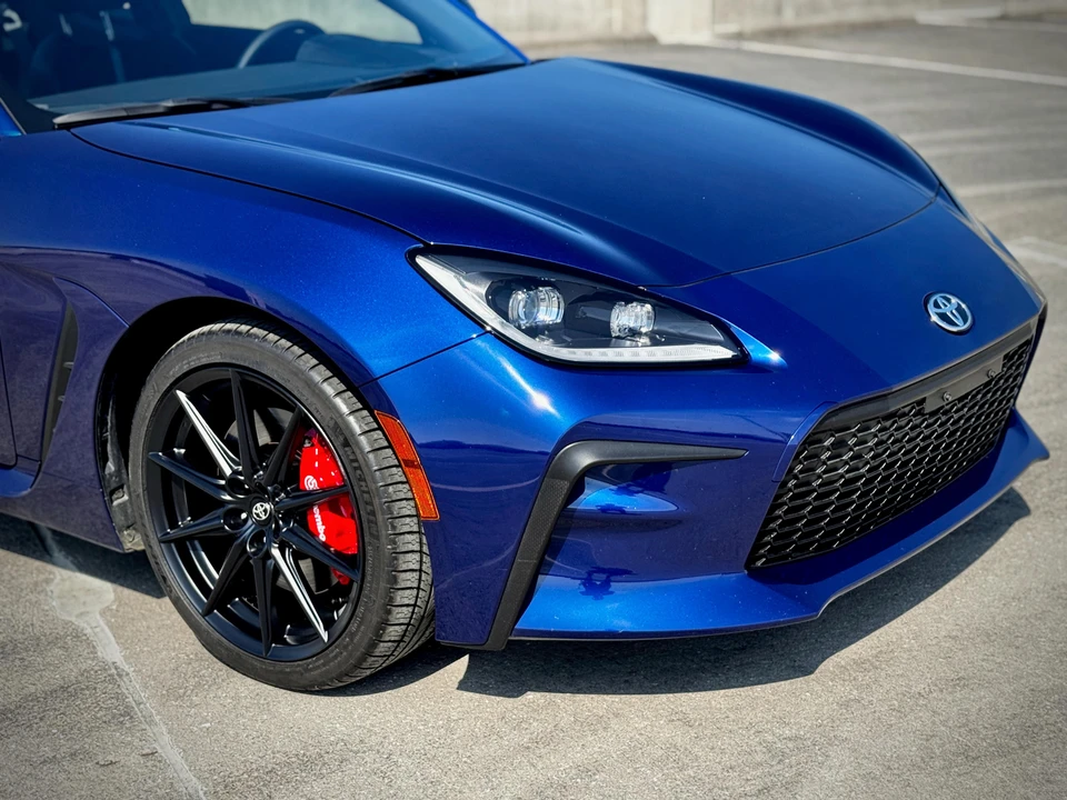 2025 Toyota GR86 2nd Gen - Image 17 of 31
