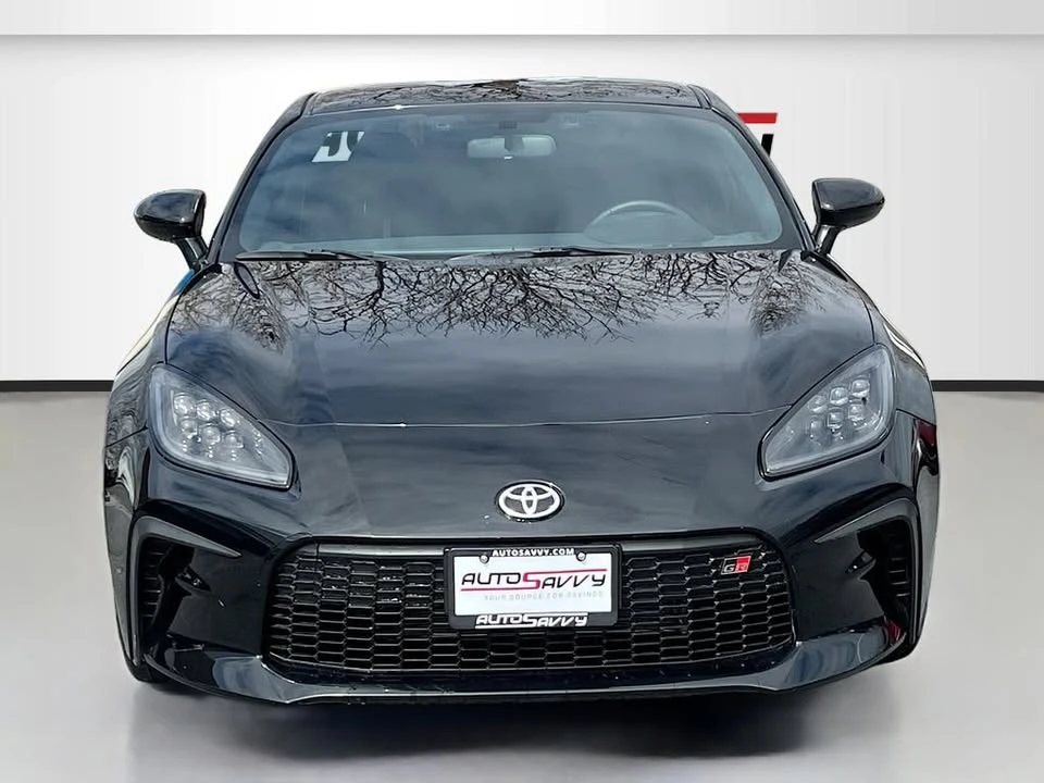 2025 Toyota GR86 2nd Gen - Image 2 of 20