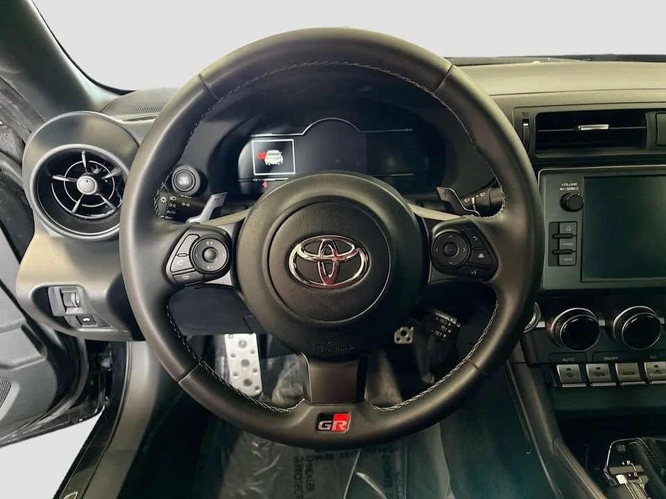 2025 Toyota GR86 2nd Gen - Image 11 of 20