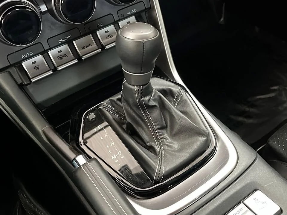 2025 Toyota GR86 2nd Gen - Image 16 of 20