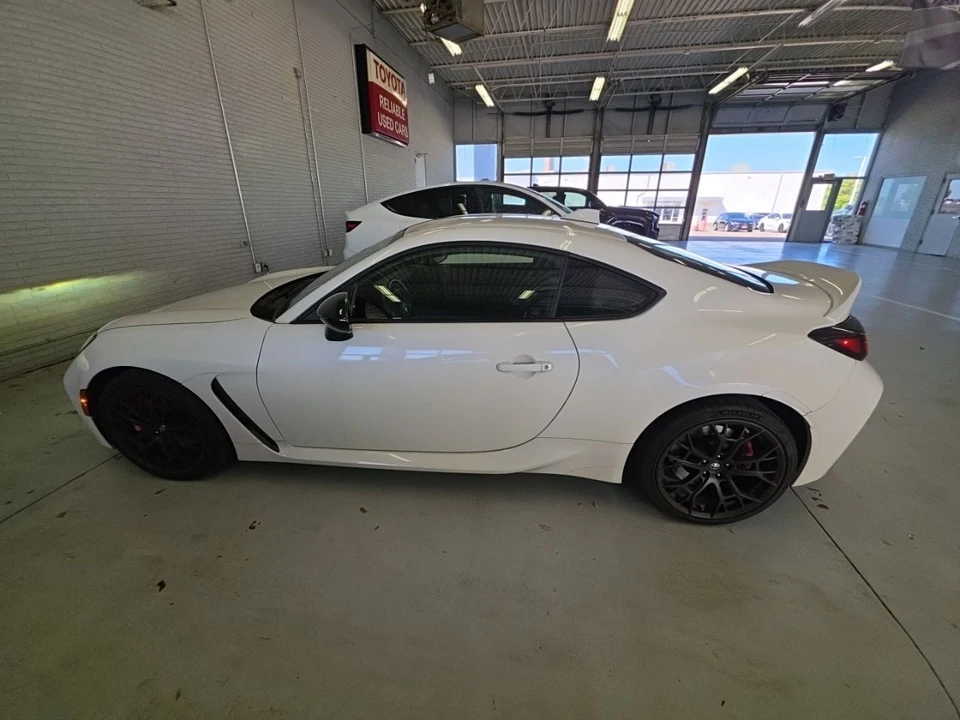 2025 Toyota GR86 2nd Gen - Image 6 of 13