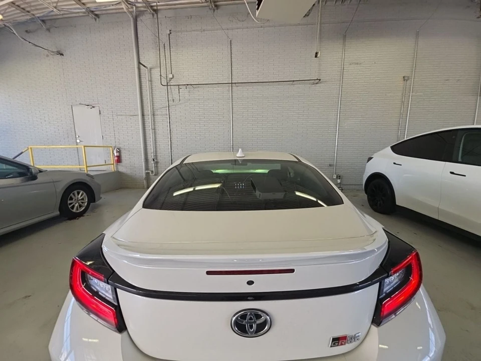 2025 Toyota GR86 2nd Gen - Image 5 of 13