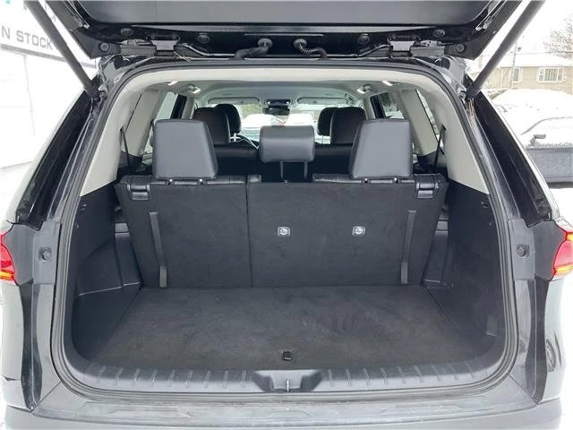 2025 Toyota Highlander - Image 15 of 15
