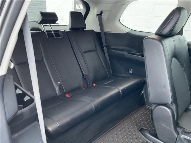 2025 Toyota Highlander - Image 11 of 15