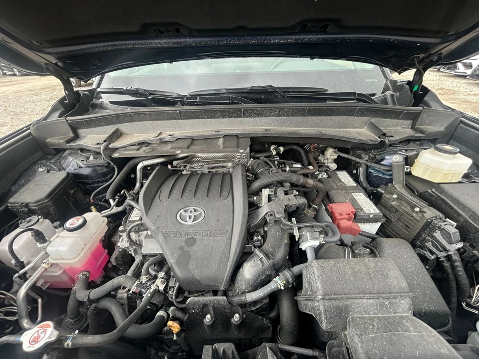 2025 Toyota Highlander - Image 30 of 31