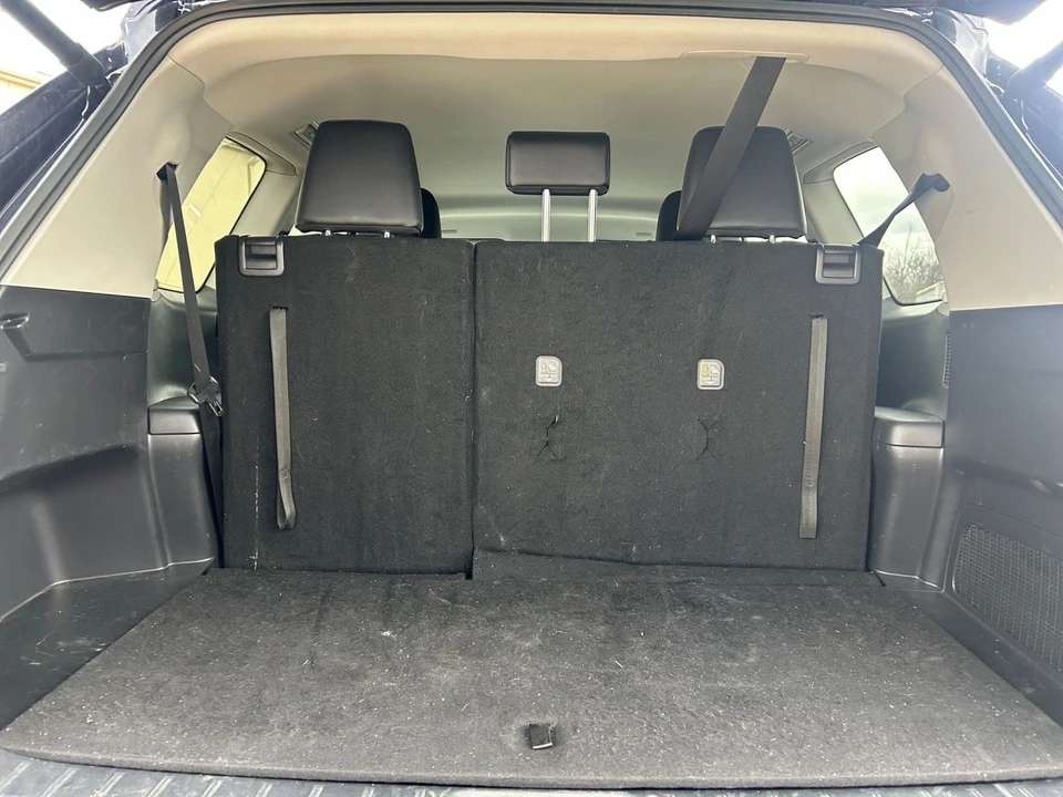 2025 Toyota Highlander - Image 29 of 31