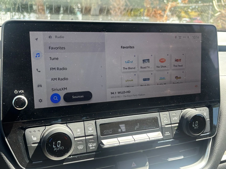 2025 Toyota Highlander - Image 23 of 31