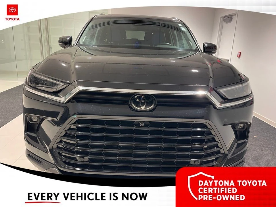 2025 Toyota Highlander - Image 10 of 10