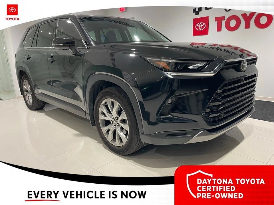 2025 Toyota Highlander - Image 9 of 10