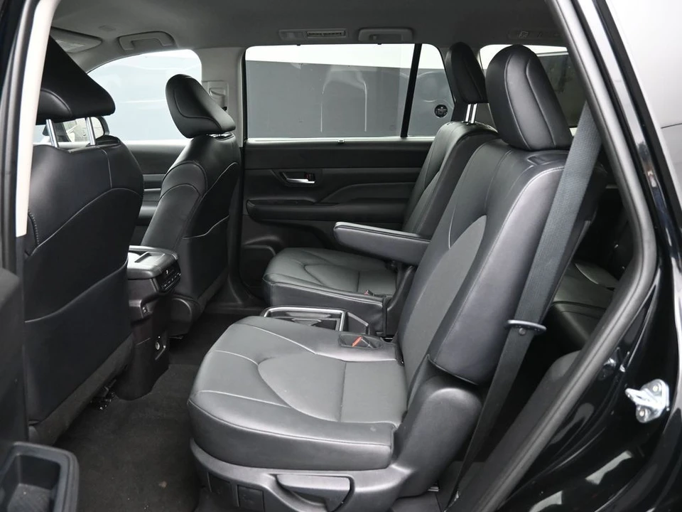 2025 Toyota Highlander - Image 21 of 21