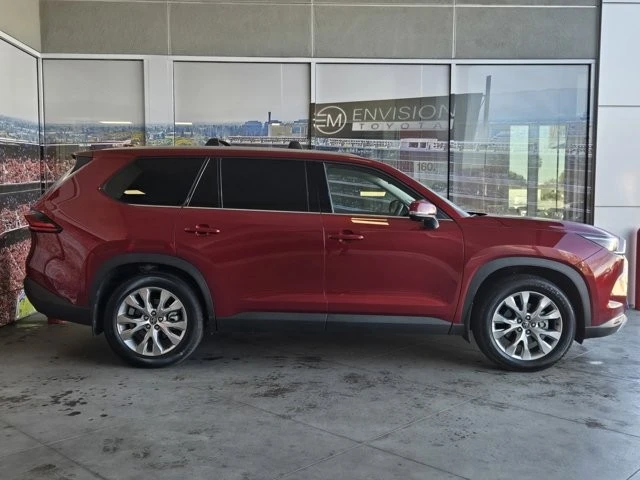 2025 Toyota Highlander - Image 4 of 12